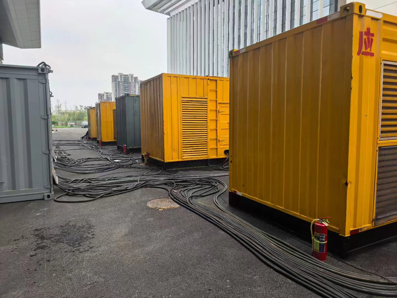 海南不同季节柴油发电机组保养有哪些注意事项?